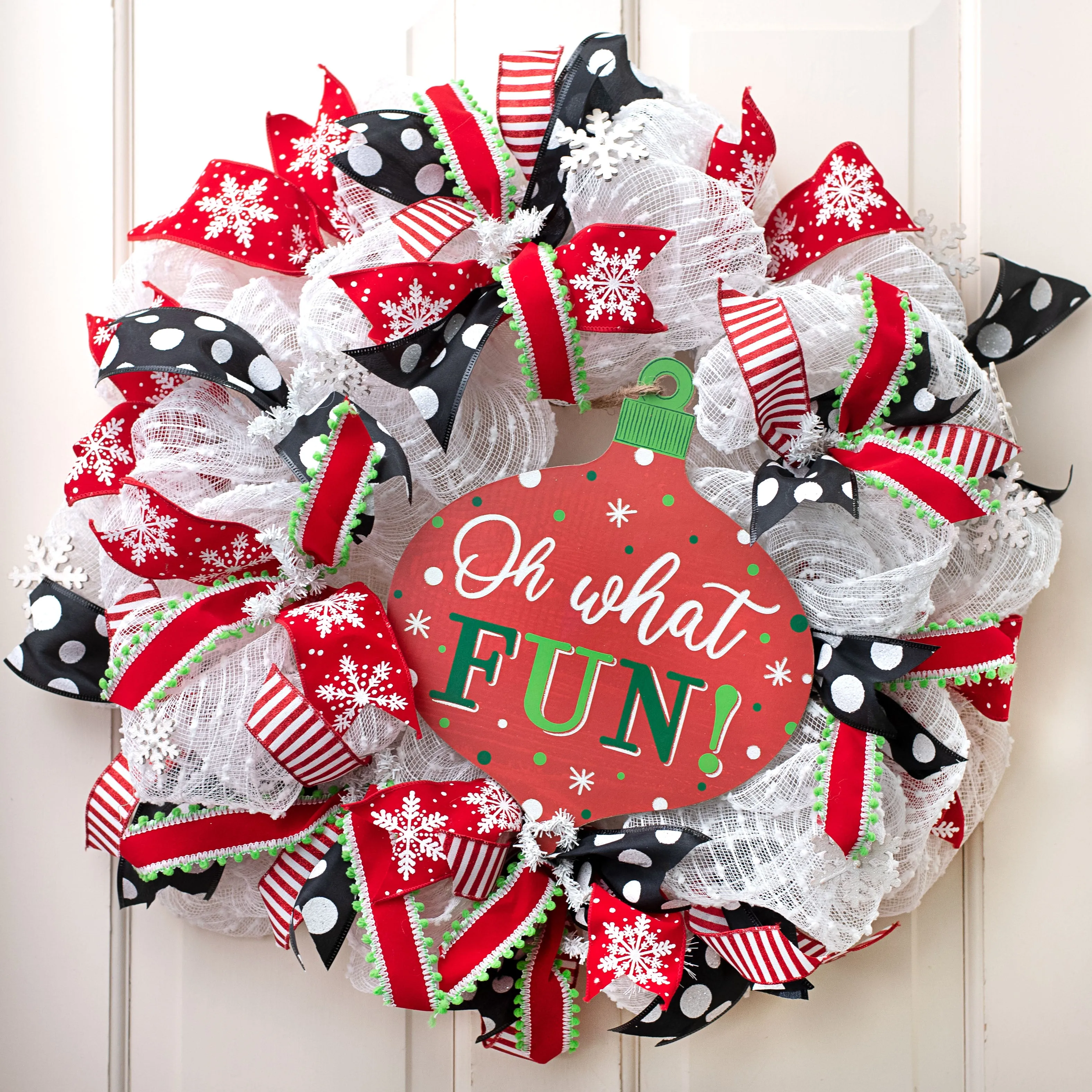 12" Wooden Ornament Sign: Oh What Fun