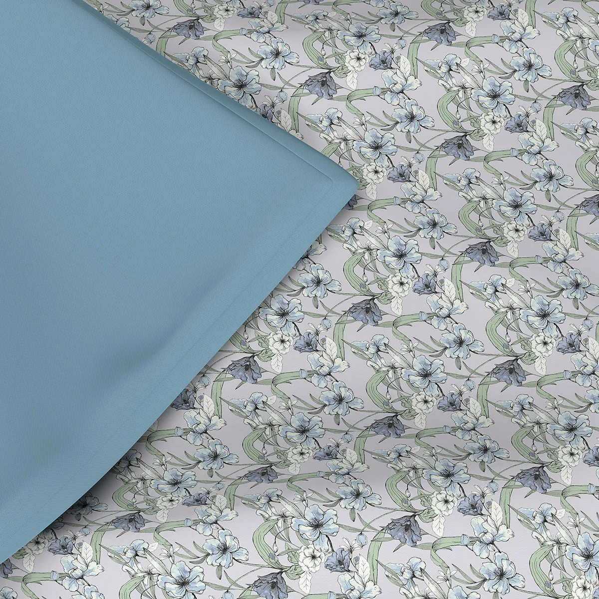 Backyard Patio Valencia Summer AC Quilt/Quilted Bed Cover/Comforter Aqua