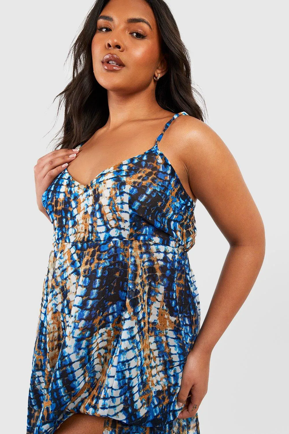 Boohoo tie dye plus maxi beach dress, blue